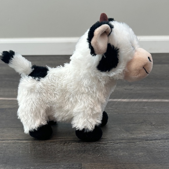 Battery Powered Plush Holstein Cow Toy Walks/Wags Tail/Moos - Picture 6 of 7